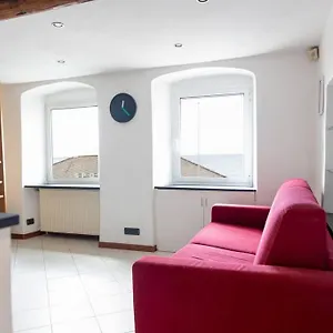 Cinque Maggio Home. Di Fronte A E Gaslini Genova