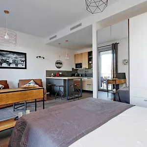 Delizioso Monolocale Con Terrazzo Roma